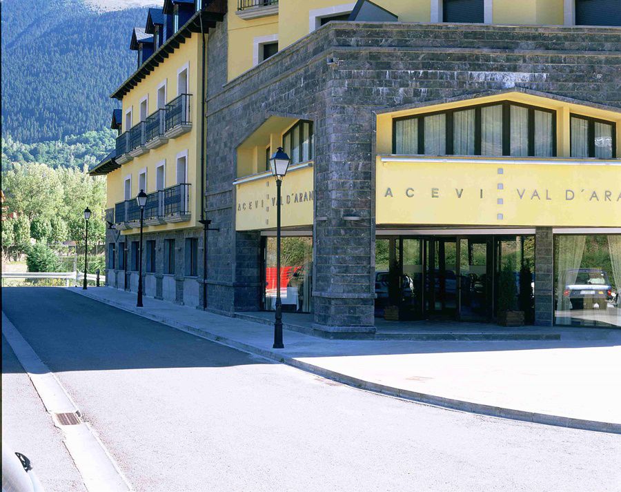 Hotel Spa Acevi Val D'Aran Vielha Luaran gambar