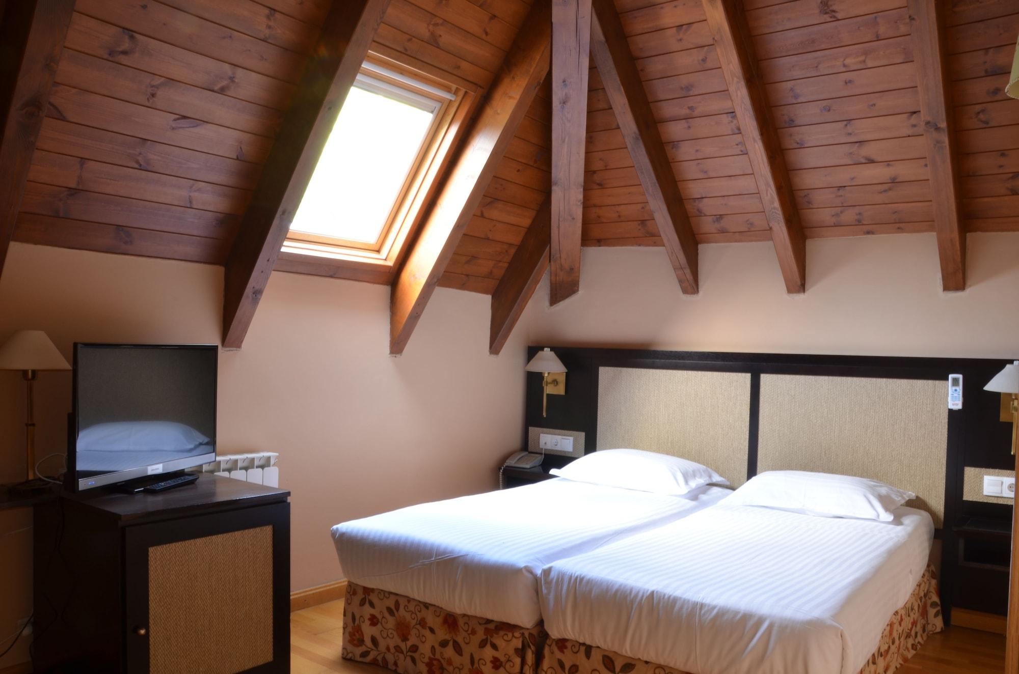 Hotel Spa Acevi Val D'Aran Vielha Luaran gambar