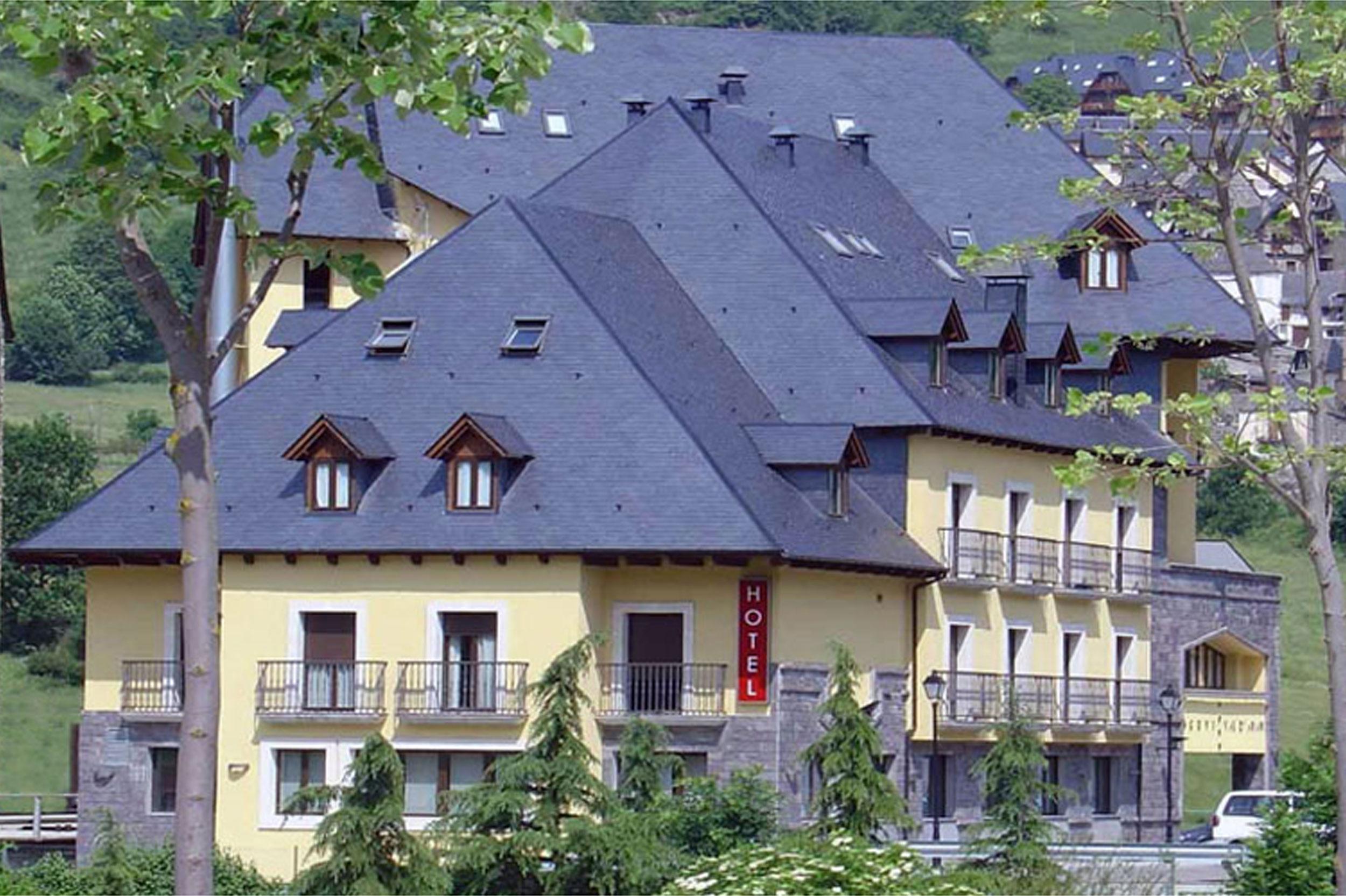 Hotel Spa Acevi Val D'Aran Vielha Luaran gambar