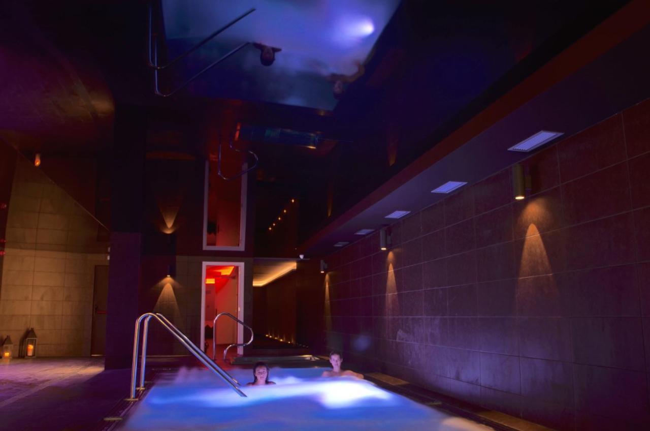 Hotel Spa Acevi Val D'Aran Vielha Luaran gambar
