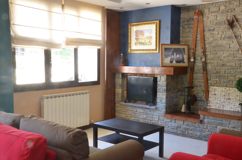 Hotel Spa Acevi Val D'Aran Vielha Luaran gambar
